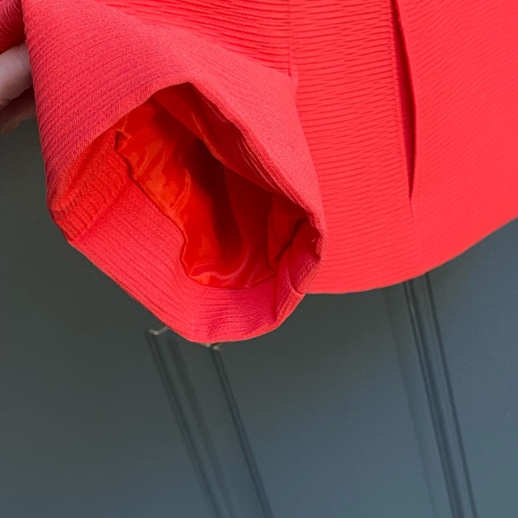 Tahari Blazer Women Size 14W Coral Color w Gold Toggle Button Career Structured - Picture 7 of 12